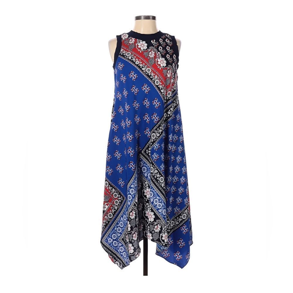 Karl Lagerfeld, summer dress NEW. fits standard size 2 and 4